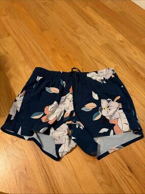 Athleta Navy Floral Athletic Shorts, 10